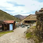 Hotel Au Bleu Saint-Laurent-les-Bains