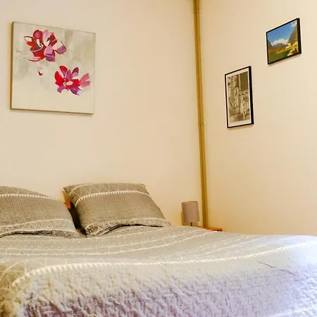 Au Bleu Hotel Saint-Laurent-les-Bains